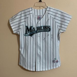Women's Majestic Miami Marlins White jersey size Small 3 Autographs